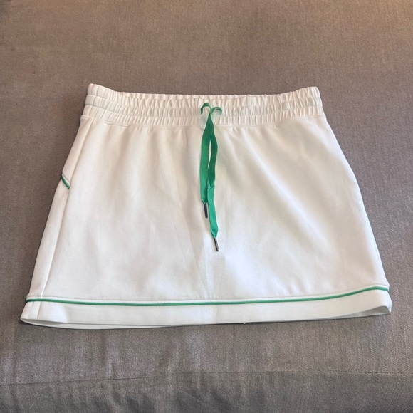 NWT Matty M White Sporty High Waister Skirt - Picture 2 of 5
